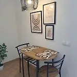 아파트 Dandic